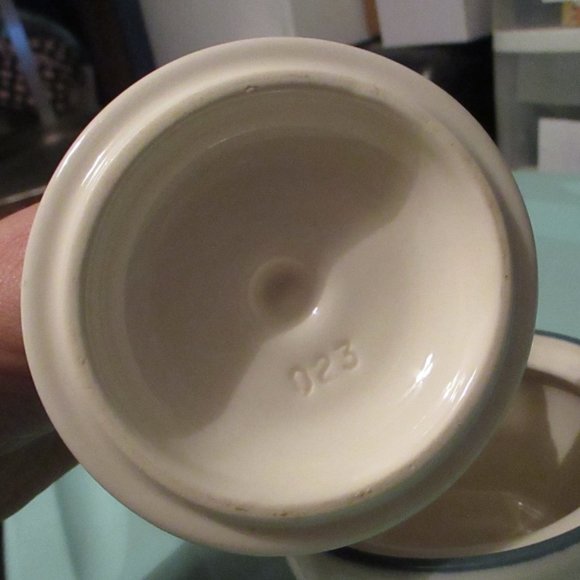 PFALTZGRAFF Ocean Breeze Retired Creamer & Sugar Bowl Set - Picture 6 of 12